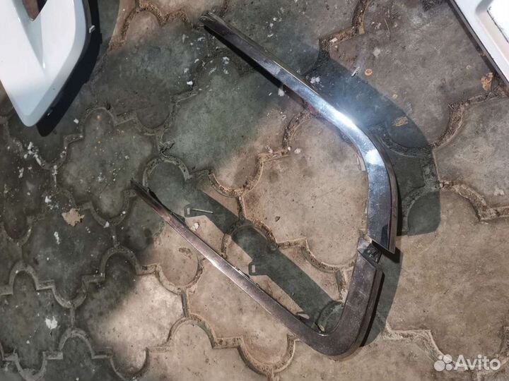 Молдинги переднего бампера лада веста кросс