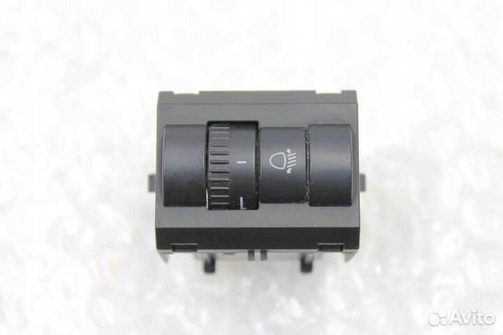 Кнопка корректора фар Skoda Octavia A5 2009+
