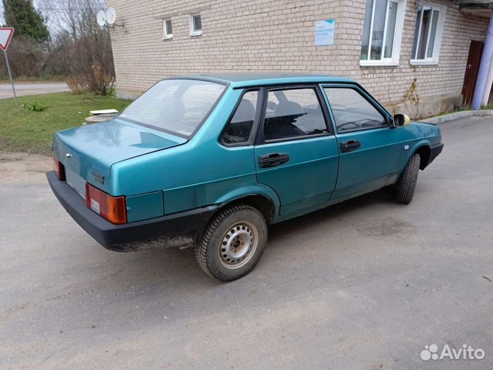 ВАЗ 21099 1.5 МТ, 1999, 140 000 км