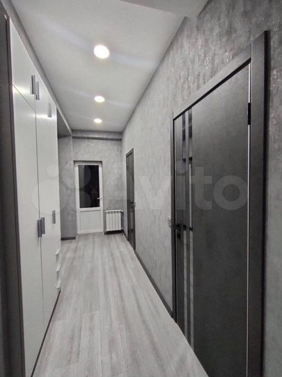 2-к. квартира, 54 м², 2/4 эт.