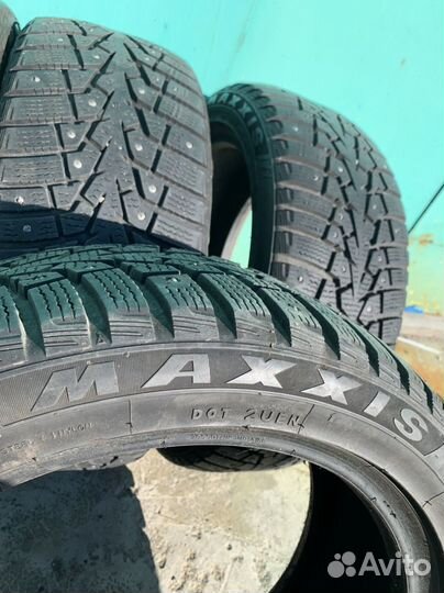 Maxxis ArcticTrekker NS3 205/50 R17 91T