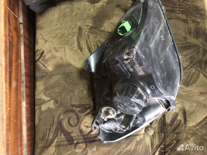 Фара передняя левая Форд Фиеста