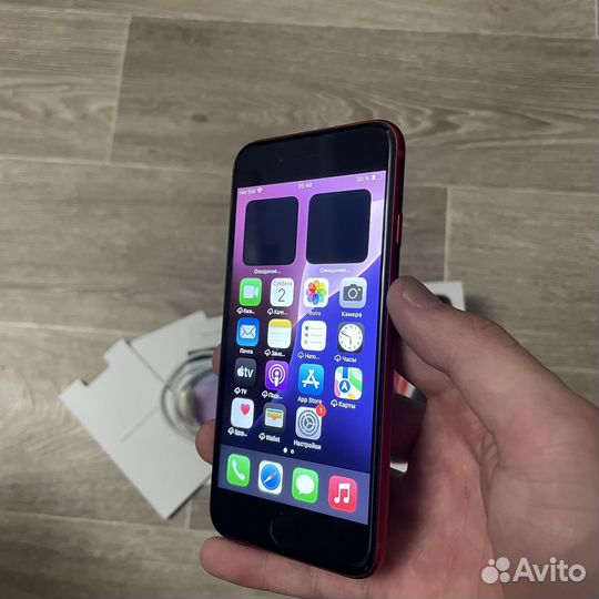 iPhone SE (2020), 64 ГБ