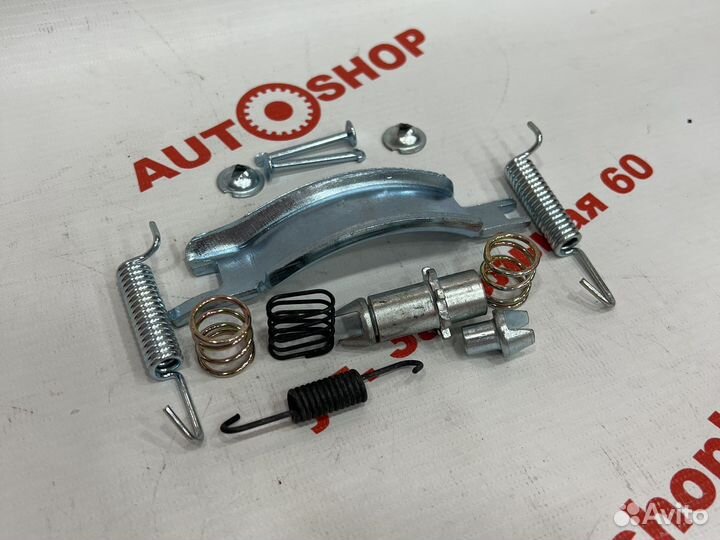 Ремкомплект колодок ручника Lancer 9 Лансер 9