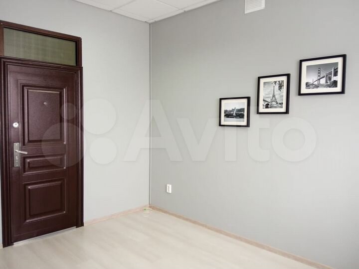 Офис с мебелью, 13 м²