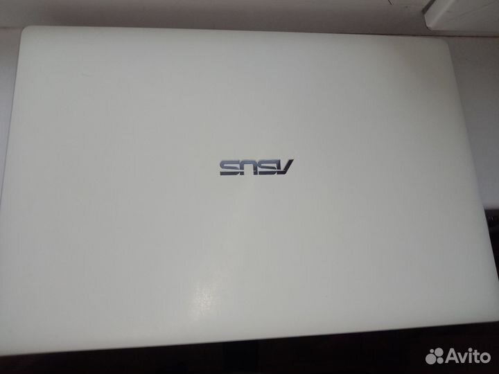 Ноутбук asus X553M