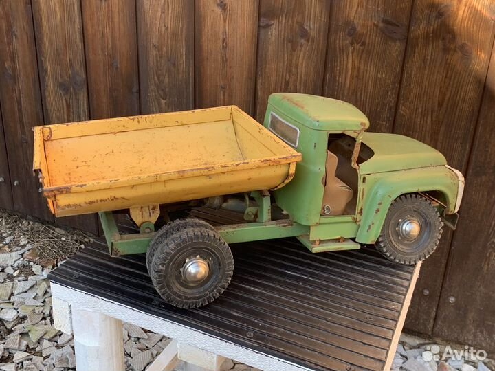 Игрушка ЗИЛ азлк