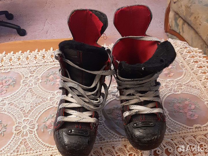 Хоккейные коньки bauer детские