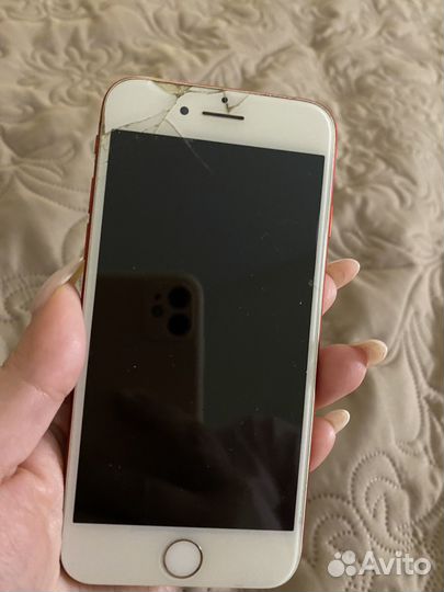 Телефон iPhone 7
