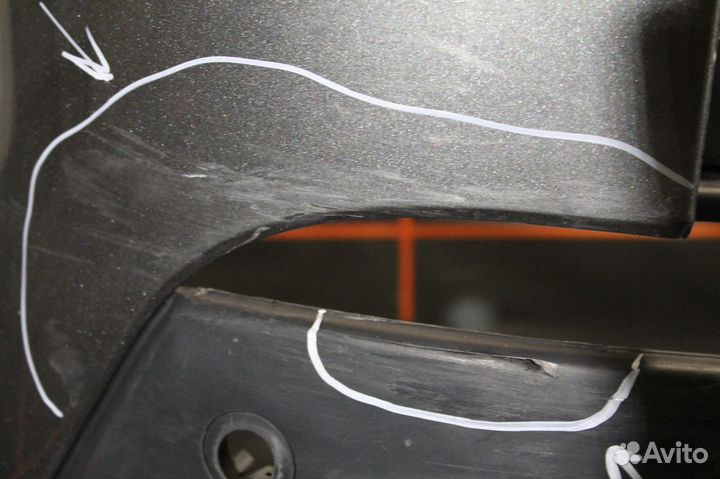 Бампер задний - Land Rover Discovery Sport