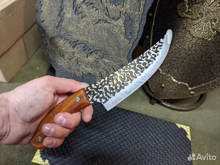 Нож с ножнами