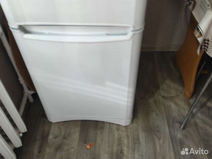 Холодильник на запчасти