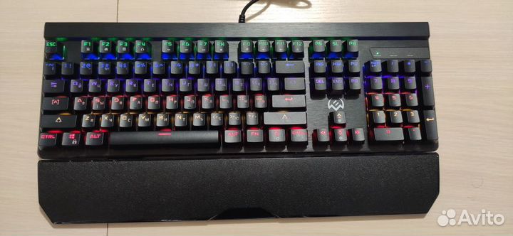 Игровая клавиатура Sven KB-G9500