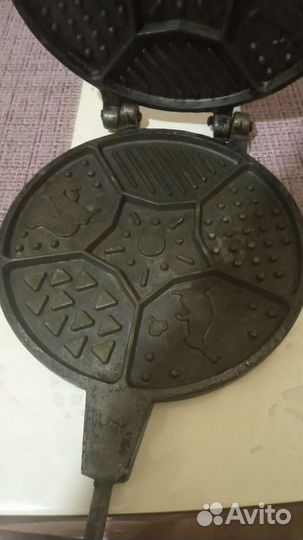 Вафельница, форма для печенья