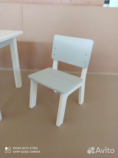 Детский стол и стульчик