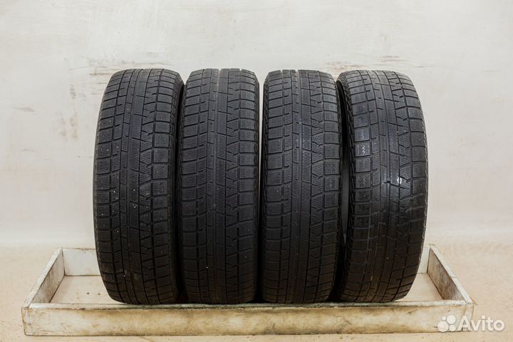 Yokohama Ice Guard IG50 215/65 R16 98Q