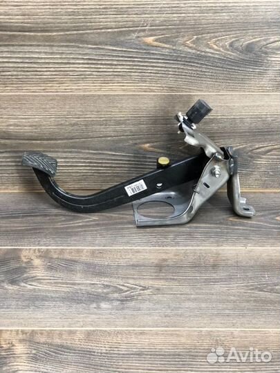 Педаль тормоза Kia Rio 3 1.4 2012