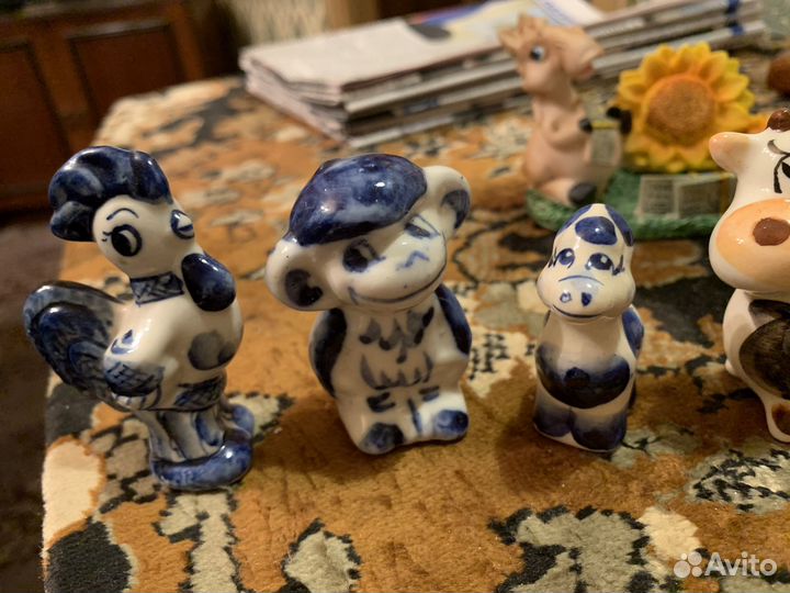 Фигурки животных гжель