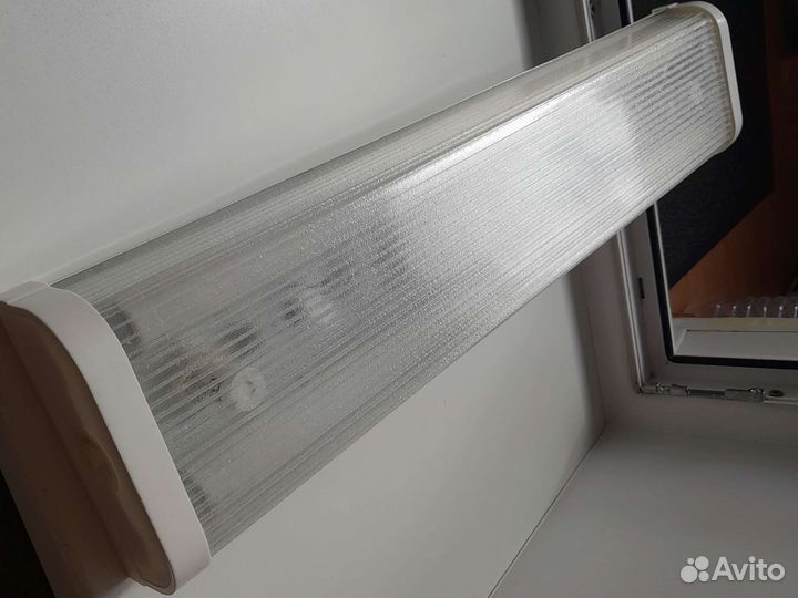 Светильник нов +2нов ламп раб.сост-и.Достав Лен.р