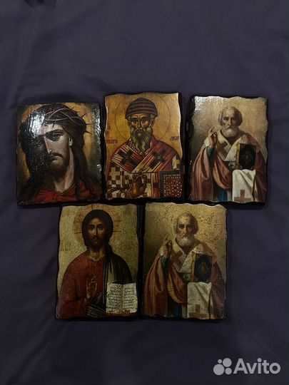 Резные иконы из дерева