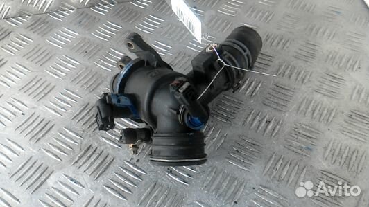 Корпус термостата дизельный mercedes benz vito W63