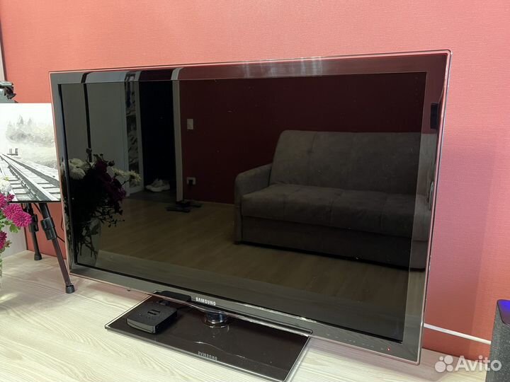 Телевизор samsung