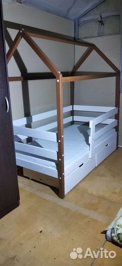 Детская кровать Домик