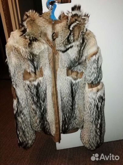 Продам мужскую шубу. Канадский волк