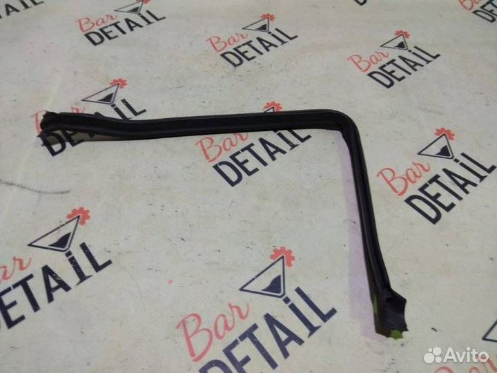 Уплотнитель капота правый BMW 5-серия E39 1995-20