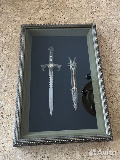 Картина с клинком