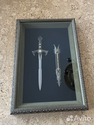 Картина с клинком