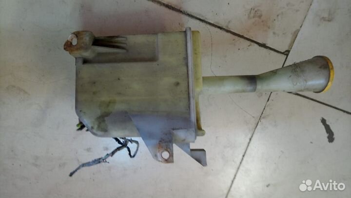 Бачок омывателя Nissan Almera n15 хб