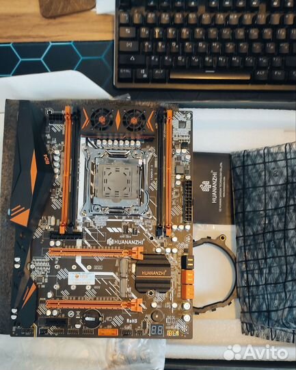 Материнская плата Huananzhi lga 2011 v3 x99