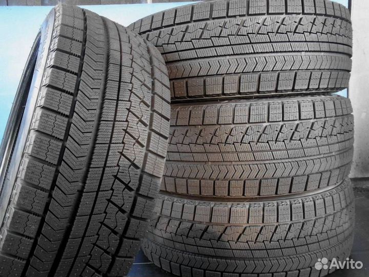 Bridgestone Blizzak VRX 225/60 R16 98S
