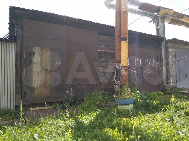 Гараж, > 30 м²