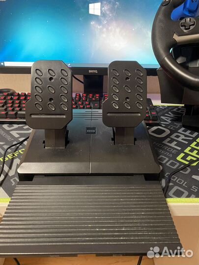 Игровой руль Hori racing wheel apex