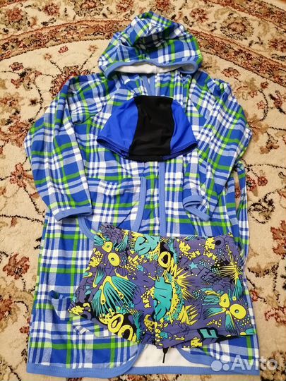 Плавки, шапочка, халат для бассейна 4-5 лет