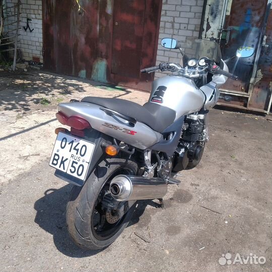 Kawasaki zr 7