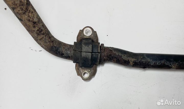 Стабилизатор передний Audi A8 d2