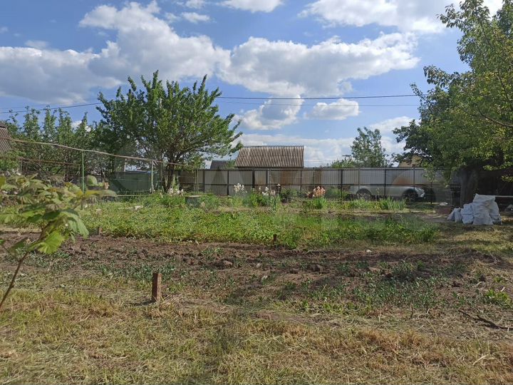 Дача 10 м² на участке 5 сот.