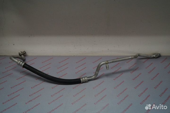 Nissan 92480-1M216 Шланг кондиционера