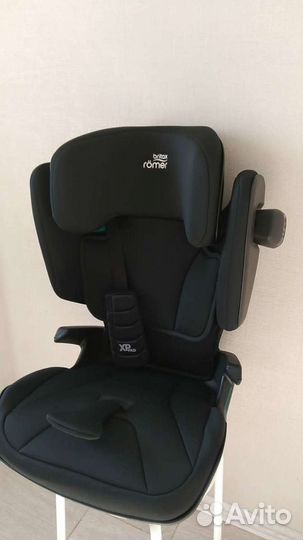 Автокресло britax romer kidfix i-size cosmos