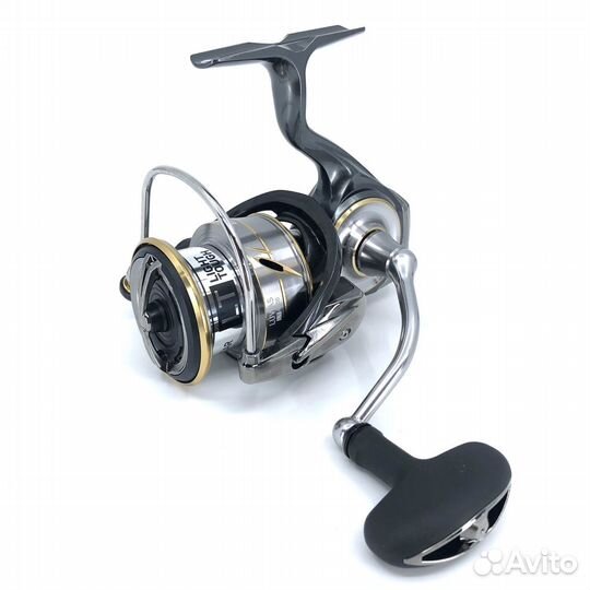 Катушка 20 Luvias LT