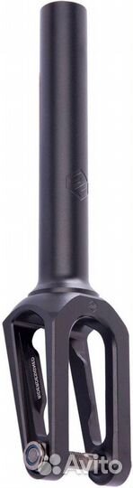 Вилка striker Lux IHC Black Kra21