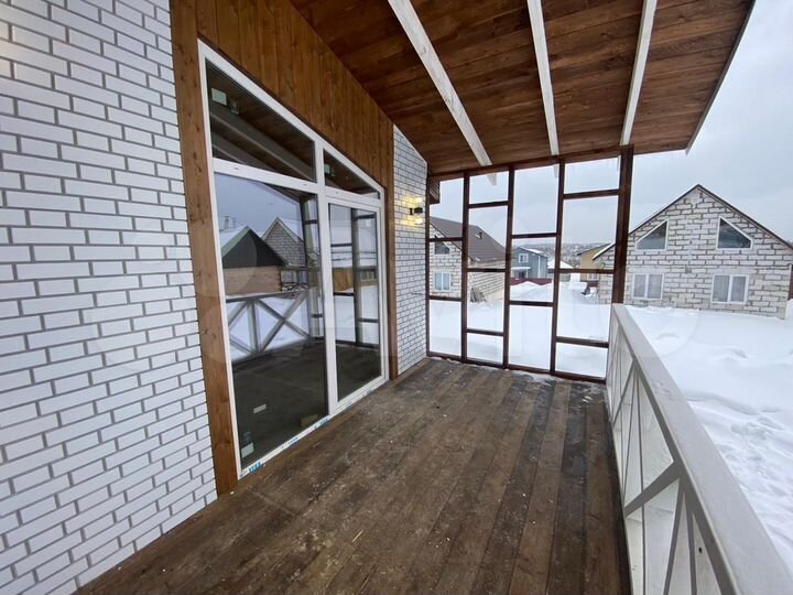 Дом 133 м² на участке 4,5 сот.