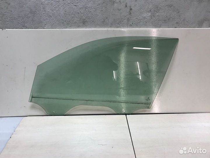 Стекло двери переднее левое Volkswagen Tiguan 2