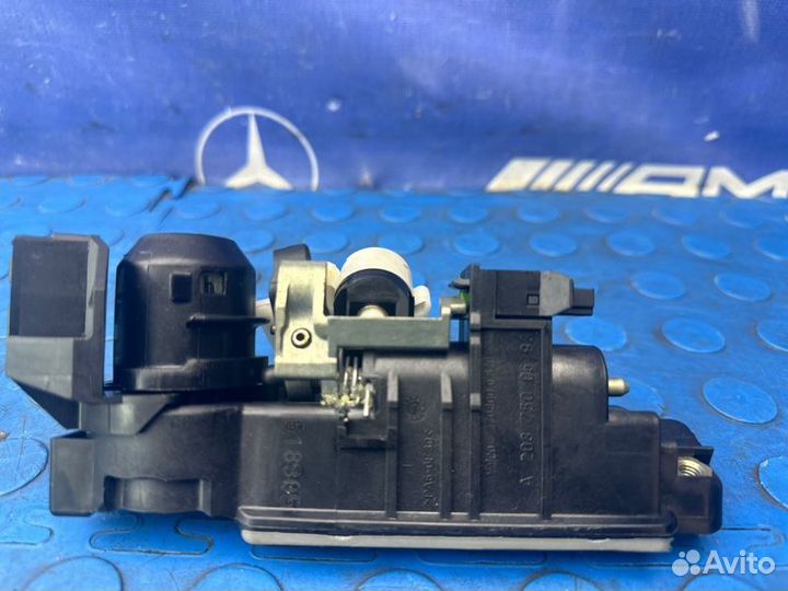 Ручка багажника Mercedes-Benz Slk350 W171 272.963