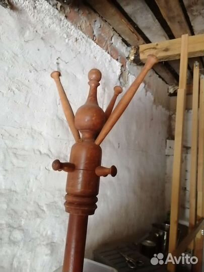 Вешалка напольная. Старинная. Дерево