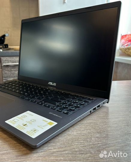 Ноутбук Asus i3-1115G4/FullHD/IPS/8/256 SSD