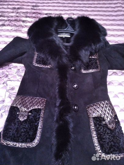 Продам две дубленки